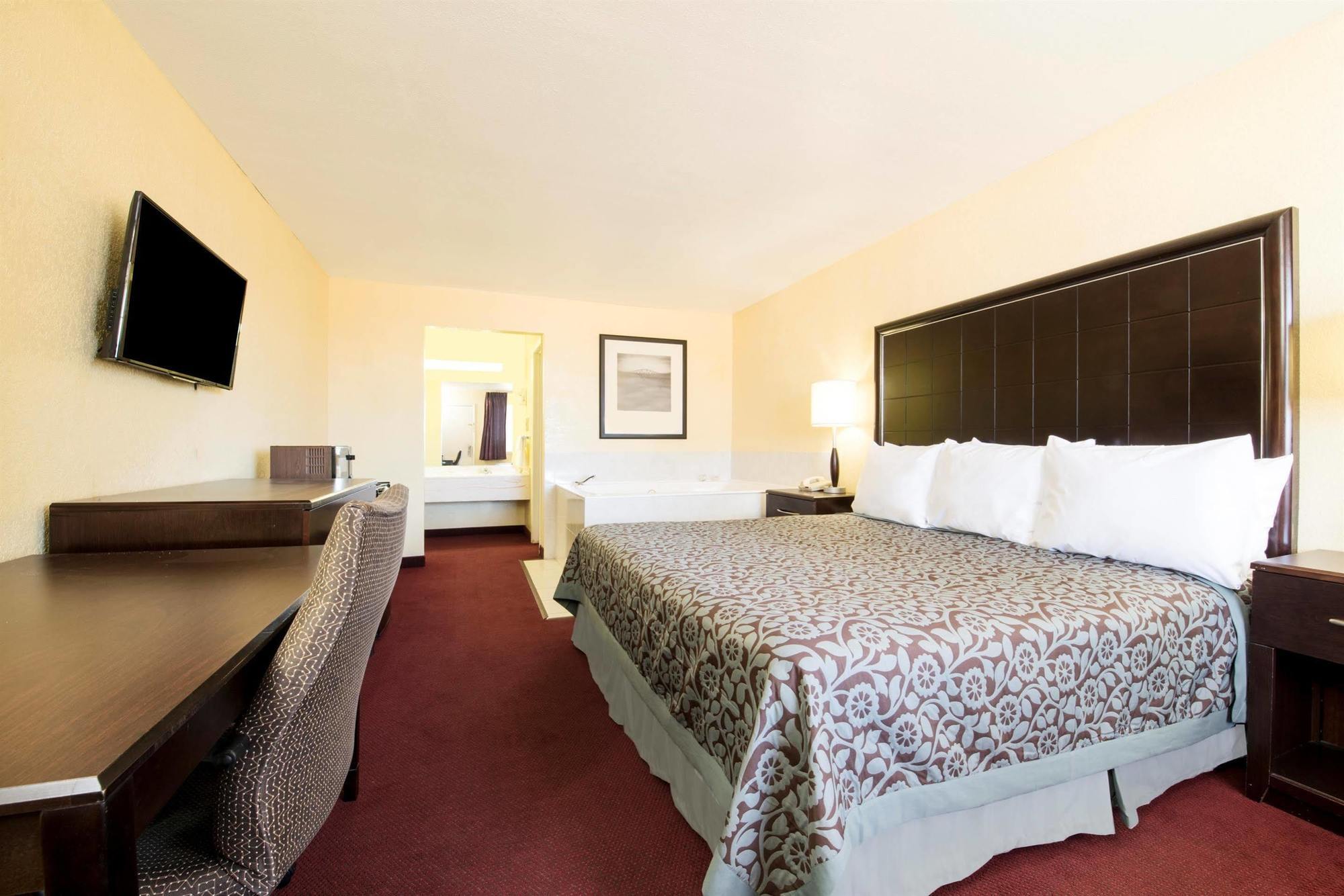 Days Inn By Wyndham Eastland エクステリア 写真